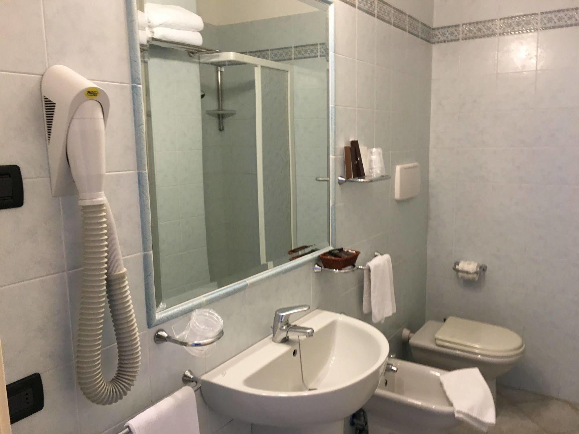 Hotel Nantis Castelsardo Eksteriør bilde